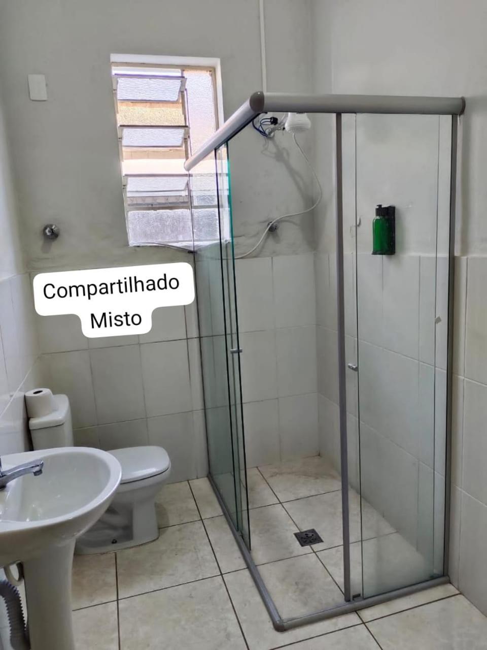 Hostel Mineirinho 贝洛哈里桑塔 外观 照片